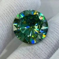 سنگ مونزانایت روسی ۱۰ قیراط و ۵۰۰ کویتی