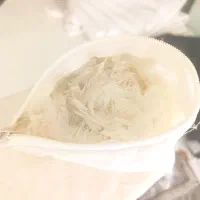 بالشت پرمرغ تولیدی