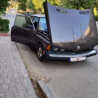بی ام و ۳۲۰ مدل ۱۹۷۶
