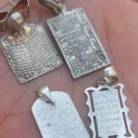 پلاک گردن آویز