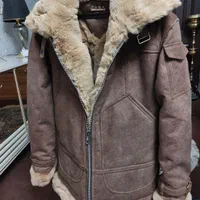 پیزارا مونت تبریز|لباس|تبریز, |دیوار