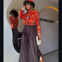 یک نفر خانم خیاط جهت کار در محیطی کاملا زنانه