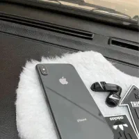 ایفون XS تمیز در حد پلمپ