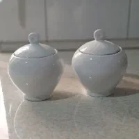 یک جفت قندان چینی کاملانو|ظروف سرو و پذیرایی|ری, ولی آباد|دیوار