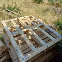 پالت چوبی بسیارتمیز|عمده‌فروشی|شیراز, ترمینال باربری|دیوار