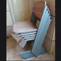 صندلی چوبی