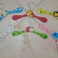 چوب لباسی نوزاد و کودک(دخترانه و پسرانه)|بندرخت و رخت‌آویز|تهران, شهرک کیانشهر|دیوار