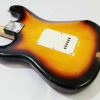 گیتار الکتریک Swing Stratocaster|گیتار، بیس، امپلیفایر|بندرعباس, |دیوار