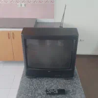 تلویزیون رنگی ژاپنی