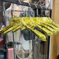 چوب لباسی وارداتی