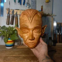 مجسمه چوبی دستساز