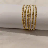 مقداری طلا ۲ درصد بالای تابلو