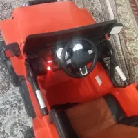 ماشین شارژی دوموتوره وزن تا ۶۰کیلو|اسباببازی بچه|قم, دروازه چوبی|دیوار