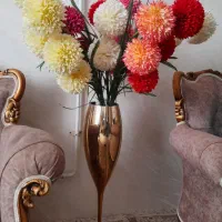 گل و گلدان