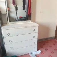 دراور وآینه ۴کشو ریلی نیست که همش ریلهاش خراب شه