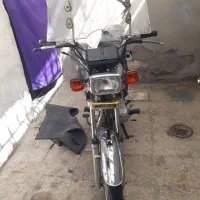 هندا ۱۲۵تمیز تازه تعمیر درحد صفر