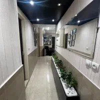 صندلی به لاین های زیبایی|خدمات آرایشگری و زیبایی|رشت, نیکمرام|دیوار