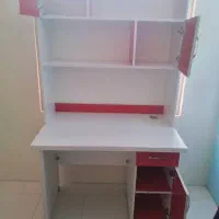 میز التحریر و صندلی|میز تحریر و کامپیوتر|پرند, فاز ۶|دیوار