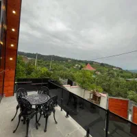 کلبه سوئیسی جکوزی دار|اجارهٔ کوتاه‌مدت ویلا و باغ|شیرگاه, |دیوار