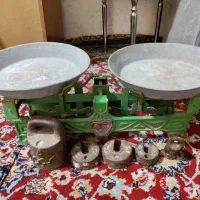 ترازو کفه ای ۲۰ کیلویی با چند کیلو سنگ|کلکسیون اشیاء عتیقه|مشهد, ادیب نیشابوری (شهرک غرب)|دیوار