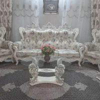 سرویس مبلمان ۹ نفره با میز نهارخوری و مبل راحتی