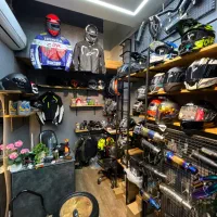 کلاه کاست‌اکسستوری‌کاپشن‌موتورسواری و ...