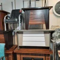 میز ( صندلی) چوبی