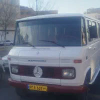 مینی بوس بنز آماده سرویس دهی