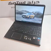 لپتاپ وایو . core i5 . رم ۸ . SSD . خیلی تمیز