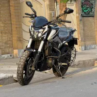 دومینار 1402 NS250