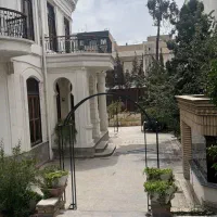 منشی خانم