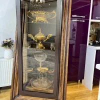 ویترین سلطنتی چوبی در حد نو