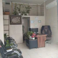 میز و صندلی مدیریت و صندلی انتظار