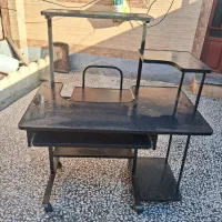 میز کامپیوتر