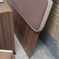 سرویس خواب 2 نفره تماما MDF کرم قهوه ای پایه فلزی|تخت و سرویس خواب|اندیمشک, |دیوار