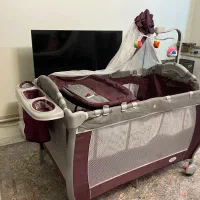 تخت پارک کنار مادر گهواره|تخت و صندلی بچه|تبریز, |دیوار