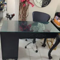 میز کاشت ناخن