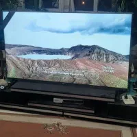 تلوزیون 65 هایسنس تمیز