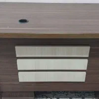 میز کامپیوتر به فروش می رسد