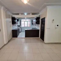 ۵۳ متر با پارکینگ انباری طبقه روی همکف
