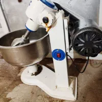 خمیرگیر ۱۵ کیلویی|کافی‌شاپ و رستوران|صدرا-فارس, فاز ۱|دیوار