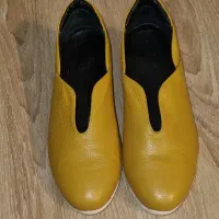 کفش چرم طبی زرد
