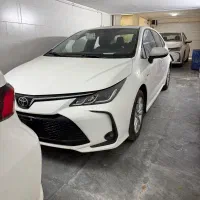 تویوتا کرولا ۱۸۰۰ هیبرید