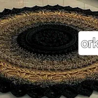 فرشینه مشکی طلایی دستبافت قطر 1و نیم