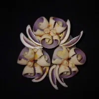 گل سینه عاج قدیمی اصل
