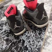 کفش جردن فور|کیف، کفش، کمربند|بندرعباس, |دیوار