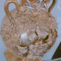 گل و گلدان وپایه بزرگ کنار سالنی بزرگ|صنایع دستی و سایر لوازم تزئینی|قم, کلهری|دیوار