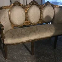 مبل چوپ گردو کار کرد سالم فروشی فوری سه نفره