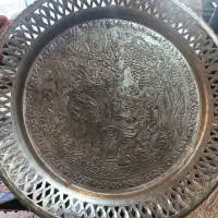 سینی قلم کاری شده مسی|کلکسیون اشیاء عتیقه|بروجن, |دیوار