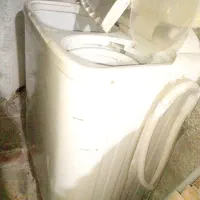 یک عدد لباس شوی دوقلوی حایر
